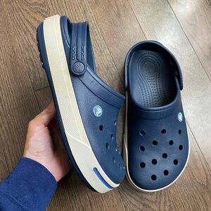 Crocs clogs with strap navy women’s size 8 men’s size 6